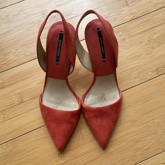 *SOLD* Zara Coral Slingback Pointed Toe Kitten Heels - Picture 4 of 6